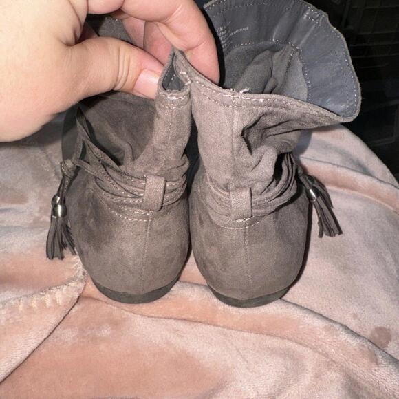 Grey Suede Tasseled Boots For Women 11M V Ts3 - Picture 4 of 6